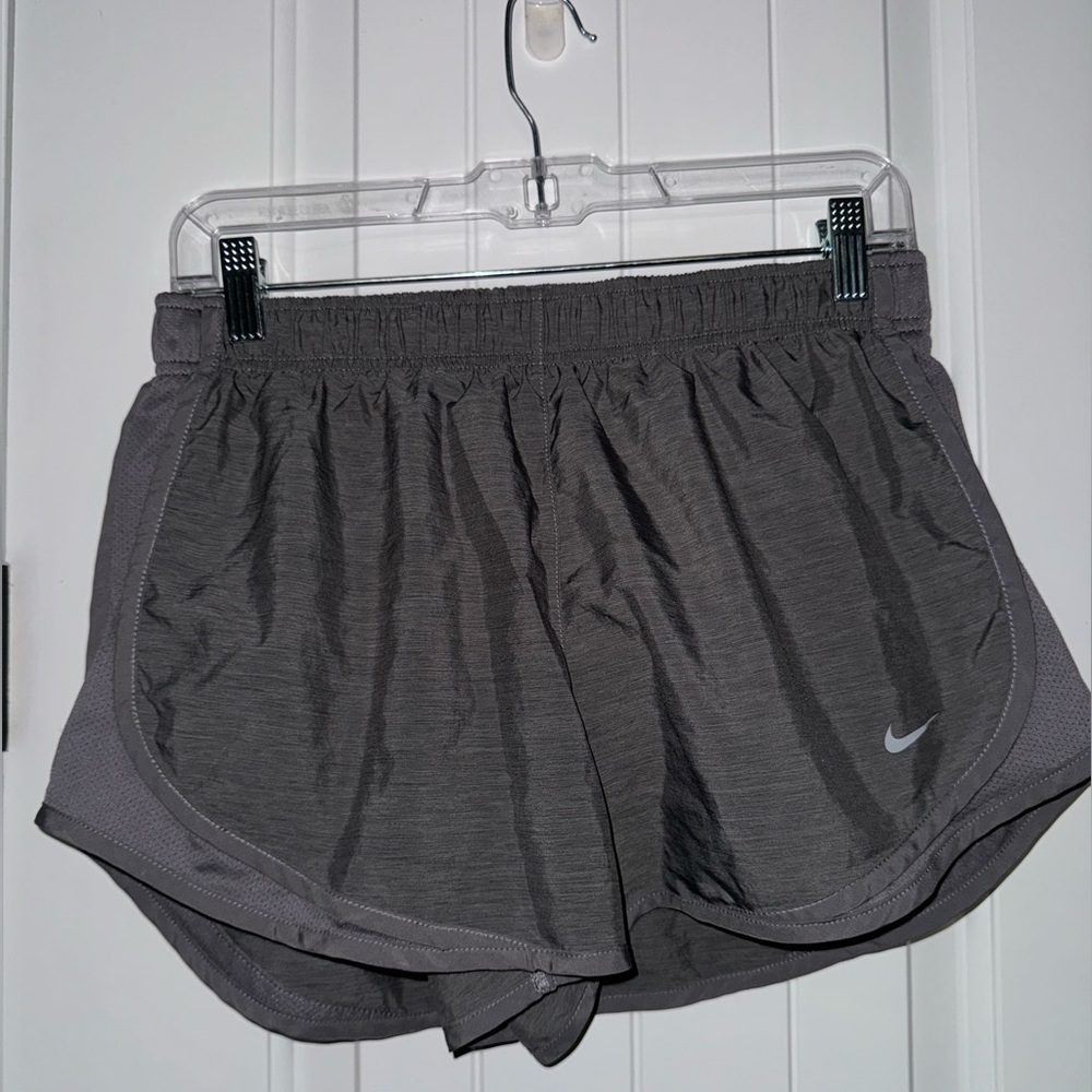 Nike Women’s Tempo Brief-Line Running Shorts - Gunsmoke/Htr